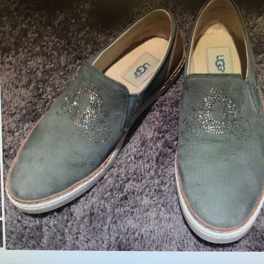 Ugg Disney Cinderella Bling Sneakers Size 7.5